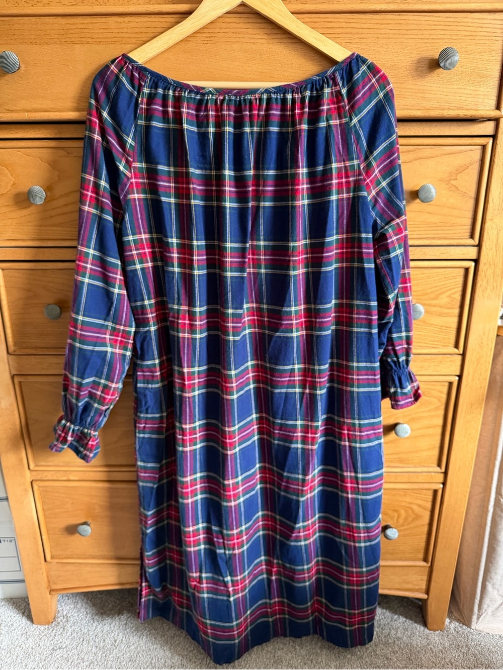 Petite Plume Classic Red Plaid Women Long Flannel Nightgown Sz L 100% Cotton - Picture 2 of 9